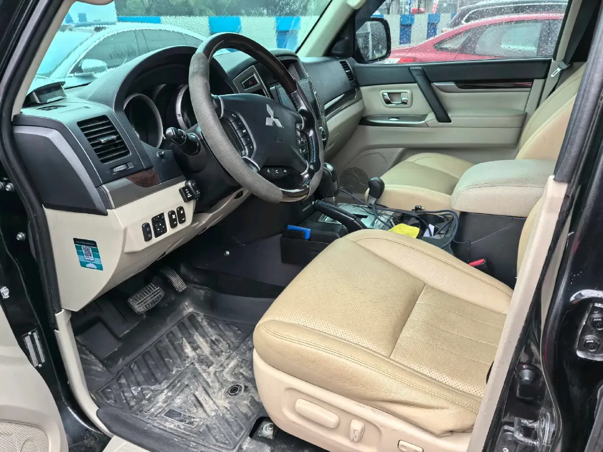 2017 Honda Jade 1.8L 141HP L4 5AT,autocango,china used car exporter,china ev exporter,chinese used car exporter,chinese used ev exporter