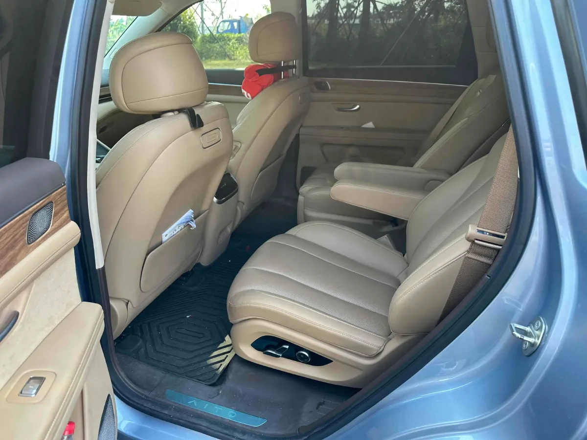 2024 AITO AITO M7 1.5T 152HP L4 REEV 40KWH,autocango,china used car exporter,china ev exporter,chinese used car exporter,chinese used ev exporter