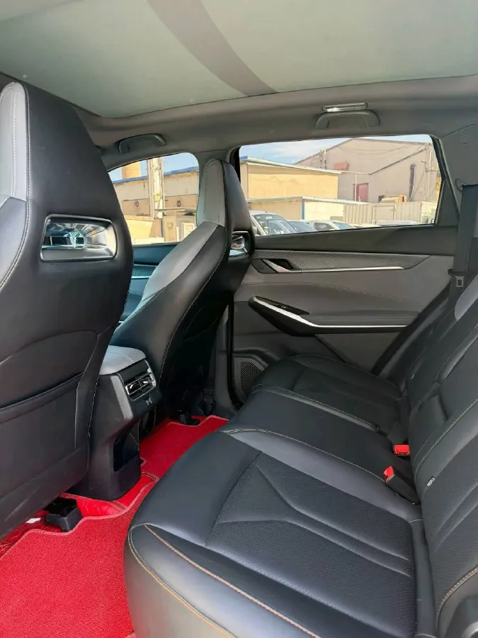 2023 ChangAn CS75 Plus 1.5T 188HP L4 8AT,autocango,china used car exporter,china ev exporter,chinese used car exporter,chinese used ev exporter