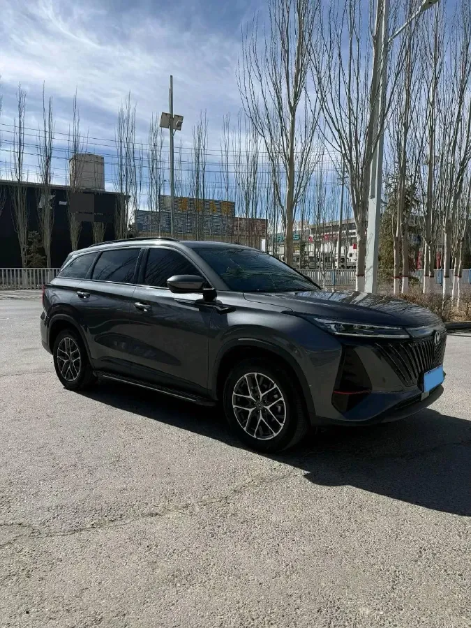 2023 ChangAn CS75 Plus 1.5T 188HP L4 8AT,autocango,china used car exporter,china ev exporter,chinese used car exporter,chinese used ev exporter