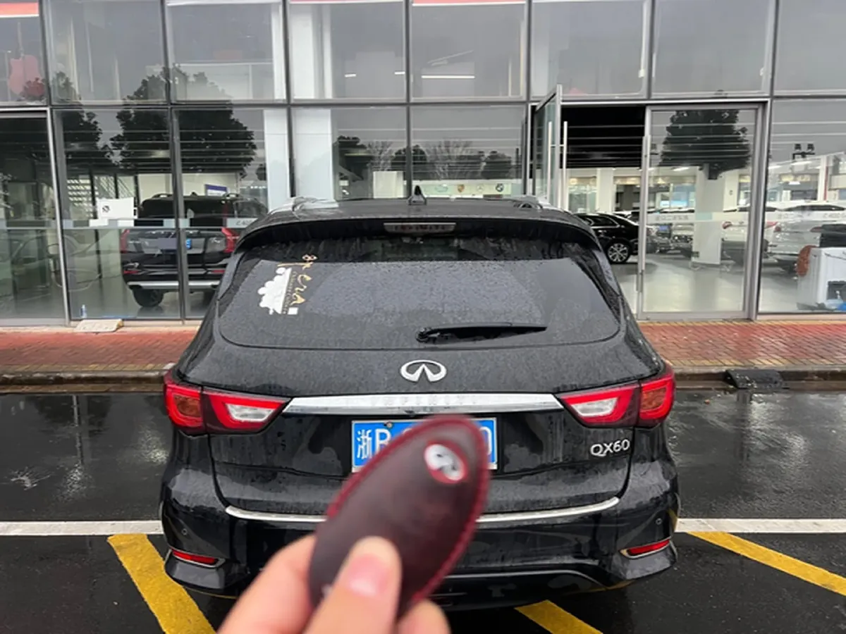 2018 Infiniti QX60 2.5T 233HP L4 CVT Hybrid,autocango,china used car exporter,china ev exporter,chinese used car exporter,chinese used ev exporter