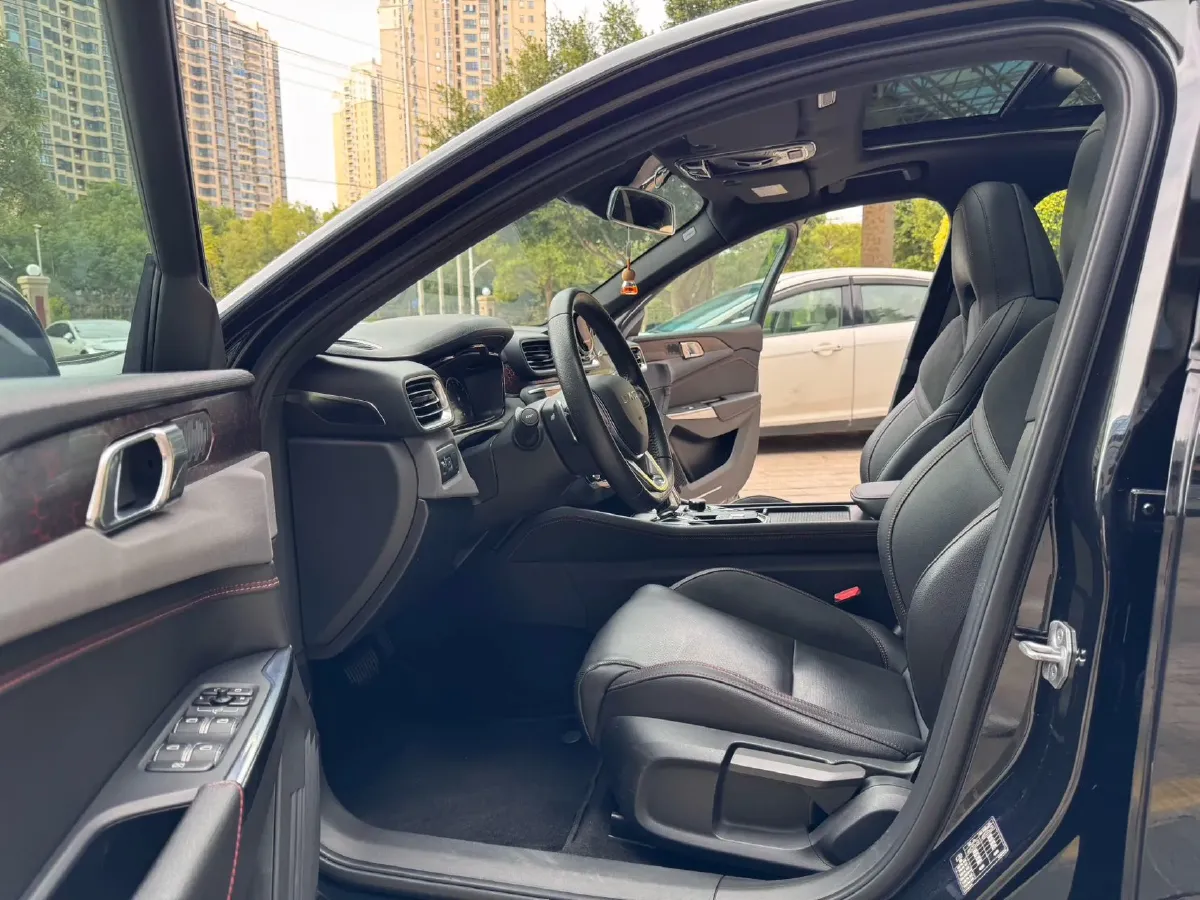 2019 LYNK&CO 01 2.0T 190HP L4 6AT,autocango,china used car exporter,china ev exporter,chinese used car exporter,chinese used ev exporter