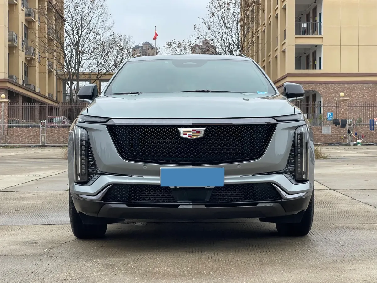 2024 Cadillac XT5 2.0T 237HP L4 9AT,autocango,china used car exporter,china ev exporter,chinese used car exporter,chinese used ev exporter