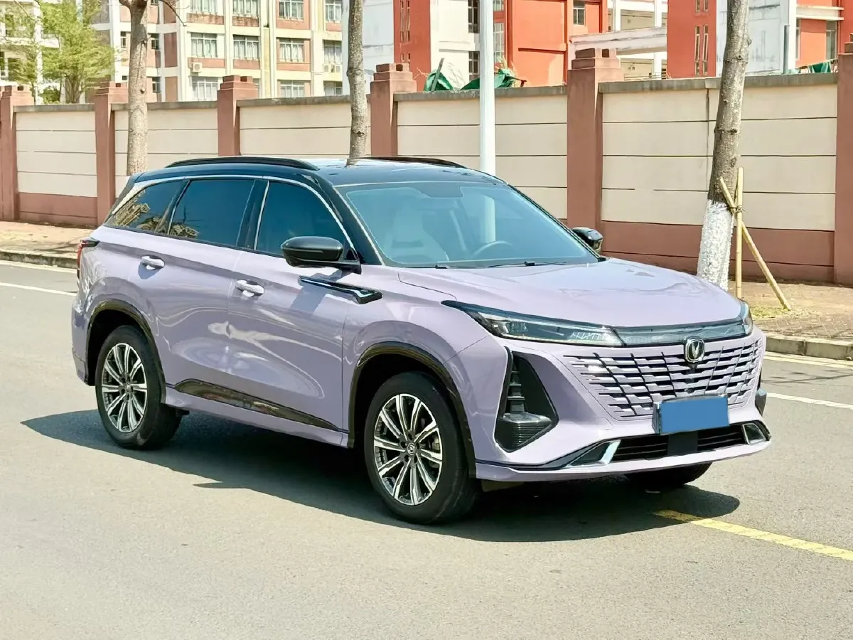 2024 ChangAn CS75 Plus 1.5T 188HP L4 8AT,autocango,china used car exporter,china ev exporter,chinese used car exporter,chinese used ev exporter