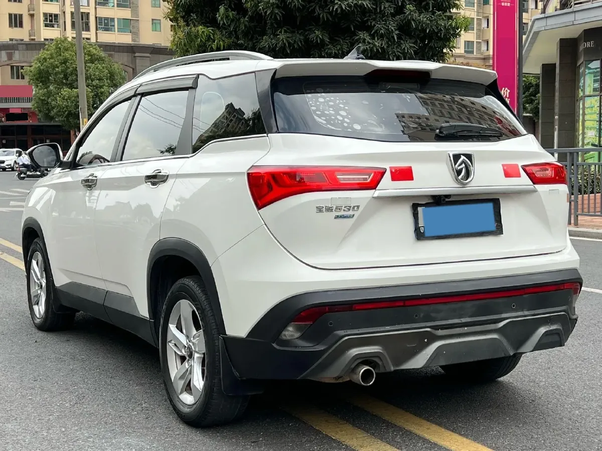 2019 BaoJun 530 1.5T 151HP L4 CVT,autocango,china used car exporter,china ev exporter,chinese used car exporter,chinese used ev exporter