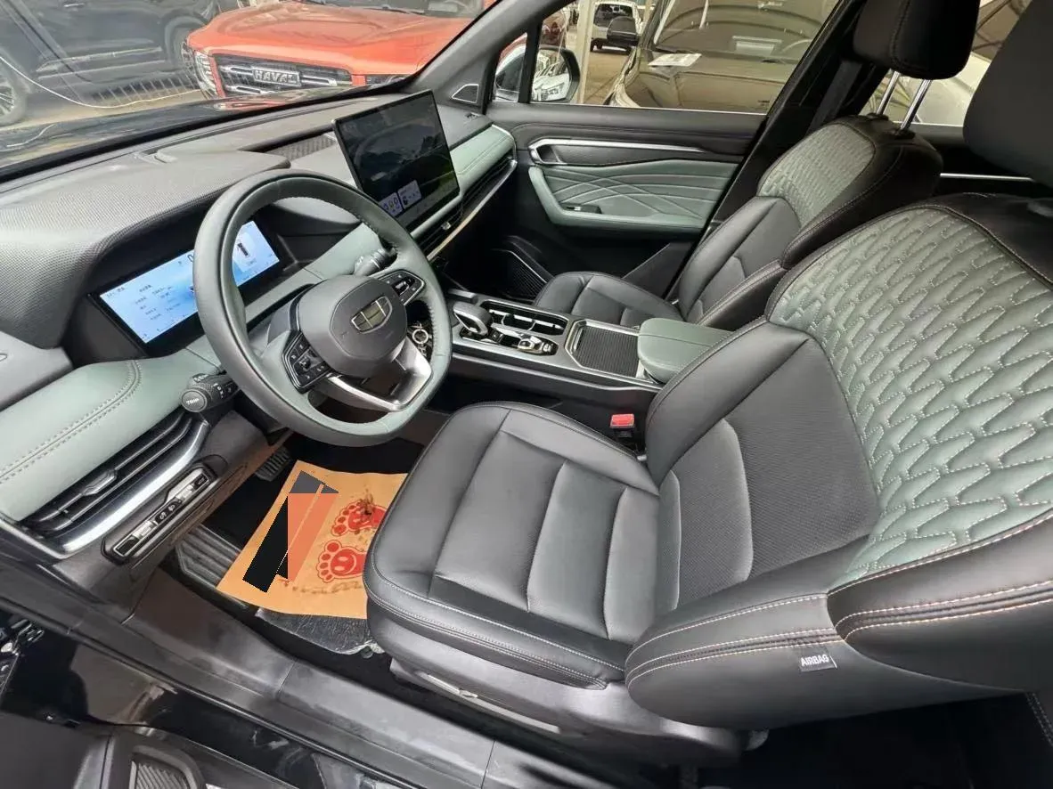 2024 Geely Okavango L 2.0T 218HP L4 7DCT,autocango,china used car exporter,china ev exporter,chinese used car exporter,chinese used ev exporter