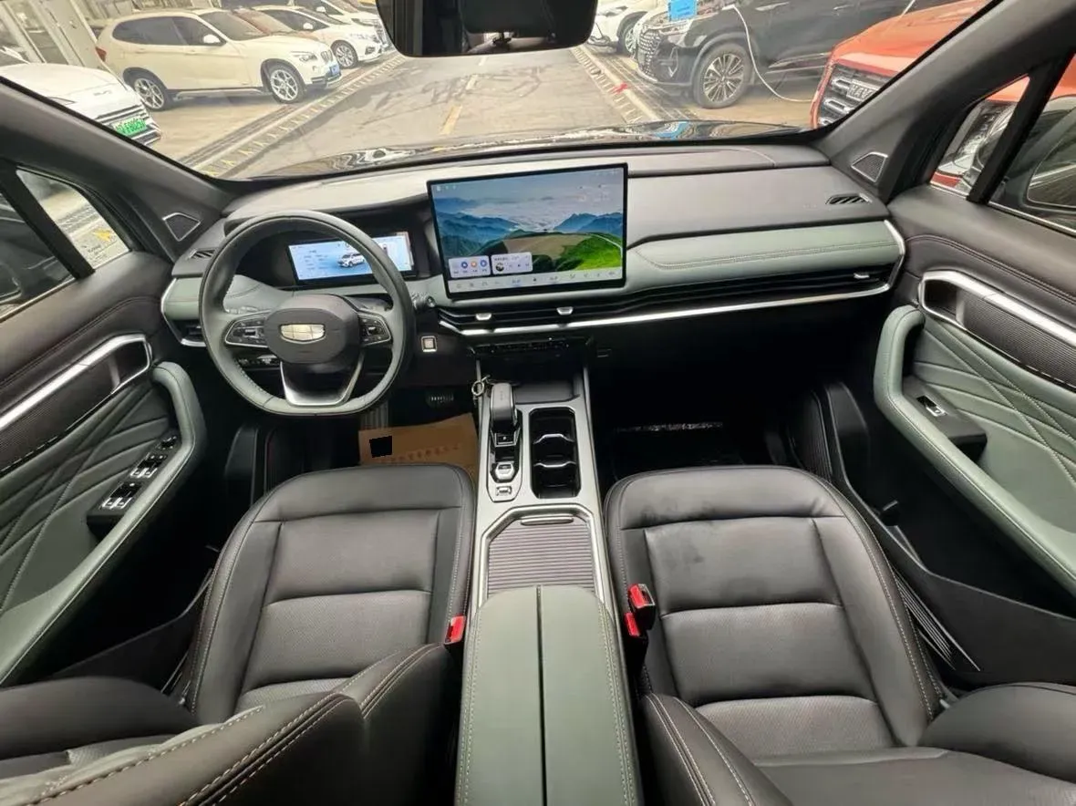 2024 Geely Okavango L 2.0T 218HP L4 7DCT,autocango,china used car exporter,china ev exporter,chinese used car exporter,chinese used ev exporter