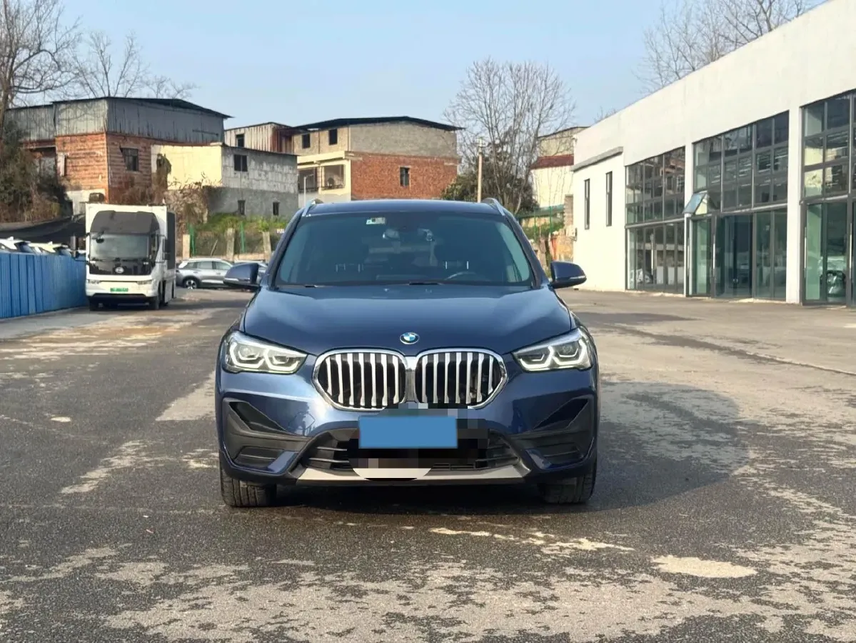 2022 BMW X1 2.0T 192HP L4 7DCT,autocango,china used car exporter,china ev exporter,chinese used car exporter,chinese used ev exporter