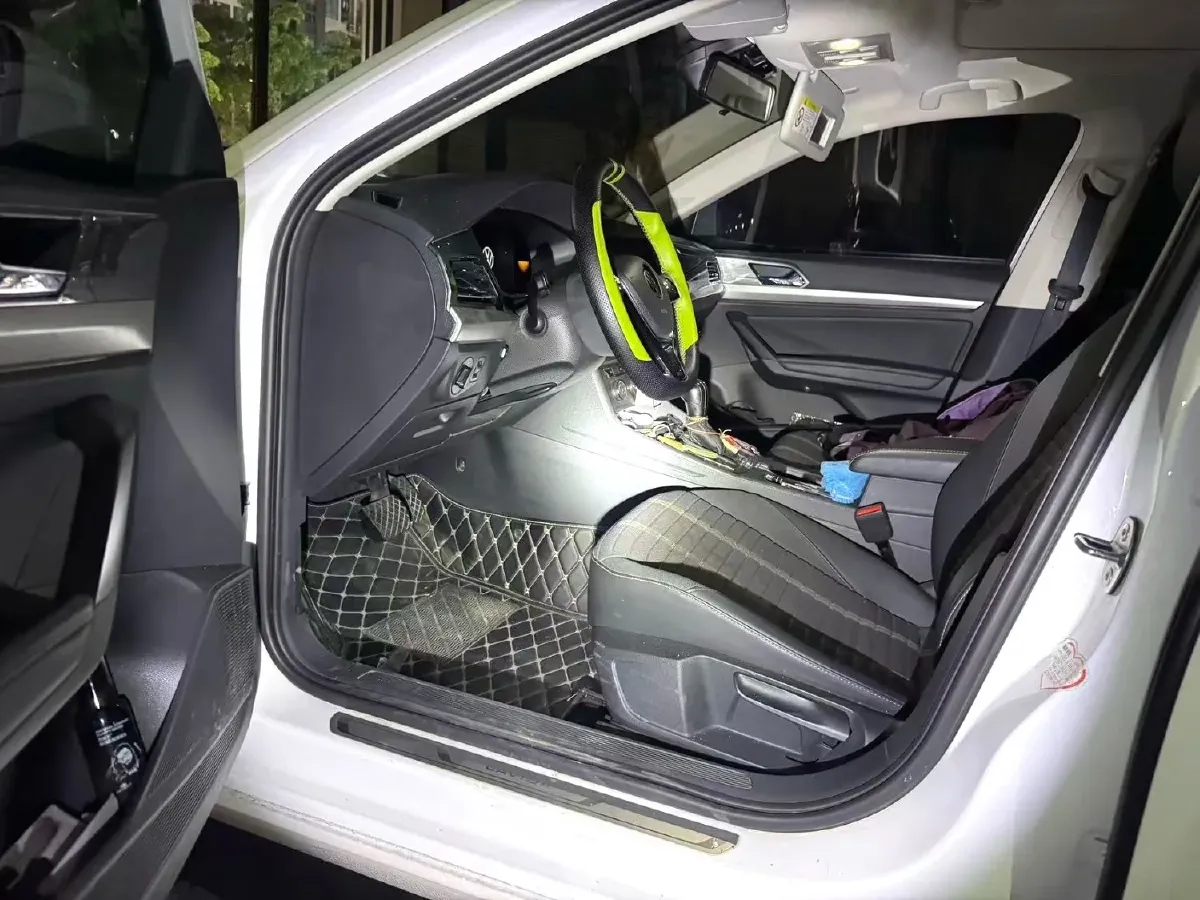 2021 Volkswagen Lavida 1.4T 150HP L4 7DCT,autocango,china used car exporter,china ev exporter,chinese used car exporter,chinese used ev exporter