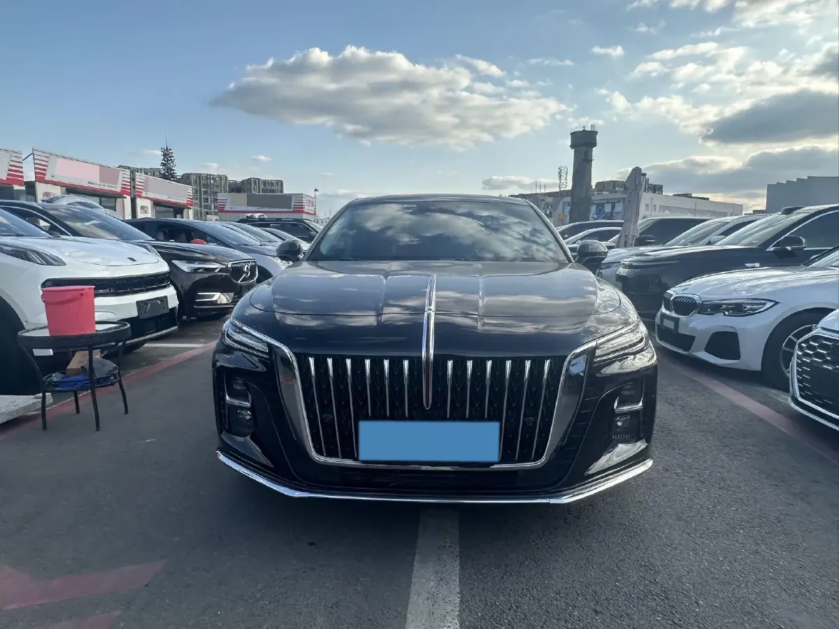 2024 HongQi H5 1.5T 169HP L4 7DCT,autocango,china used car exporter,china ev exporter,chinese used car exporter,chinese used ev exporter