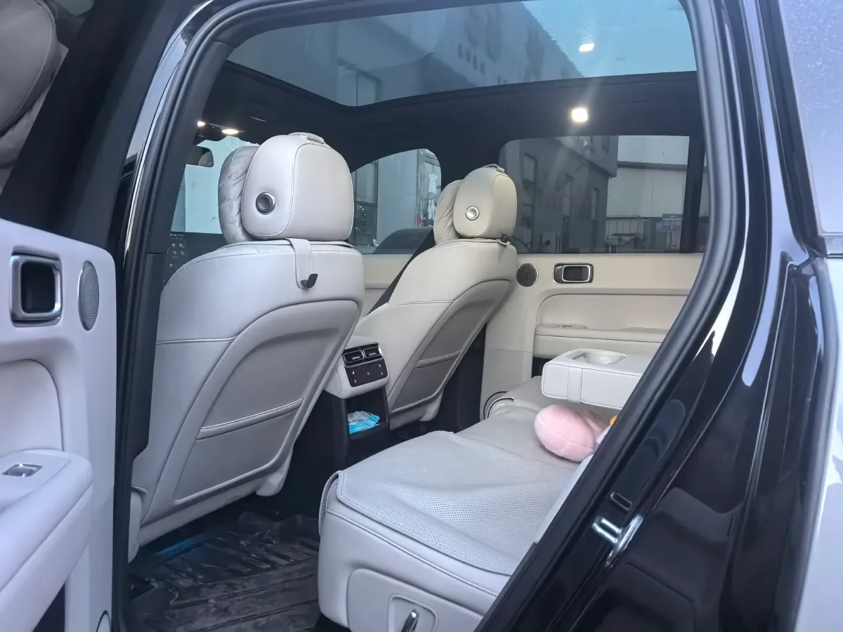 2024 Li L6 Range Extended 154HP L4 REEV 36.8KWH,autocango,china used car exporter,china ev exporter,chinese used car exporter,chinese used ev exporter