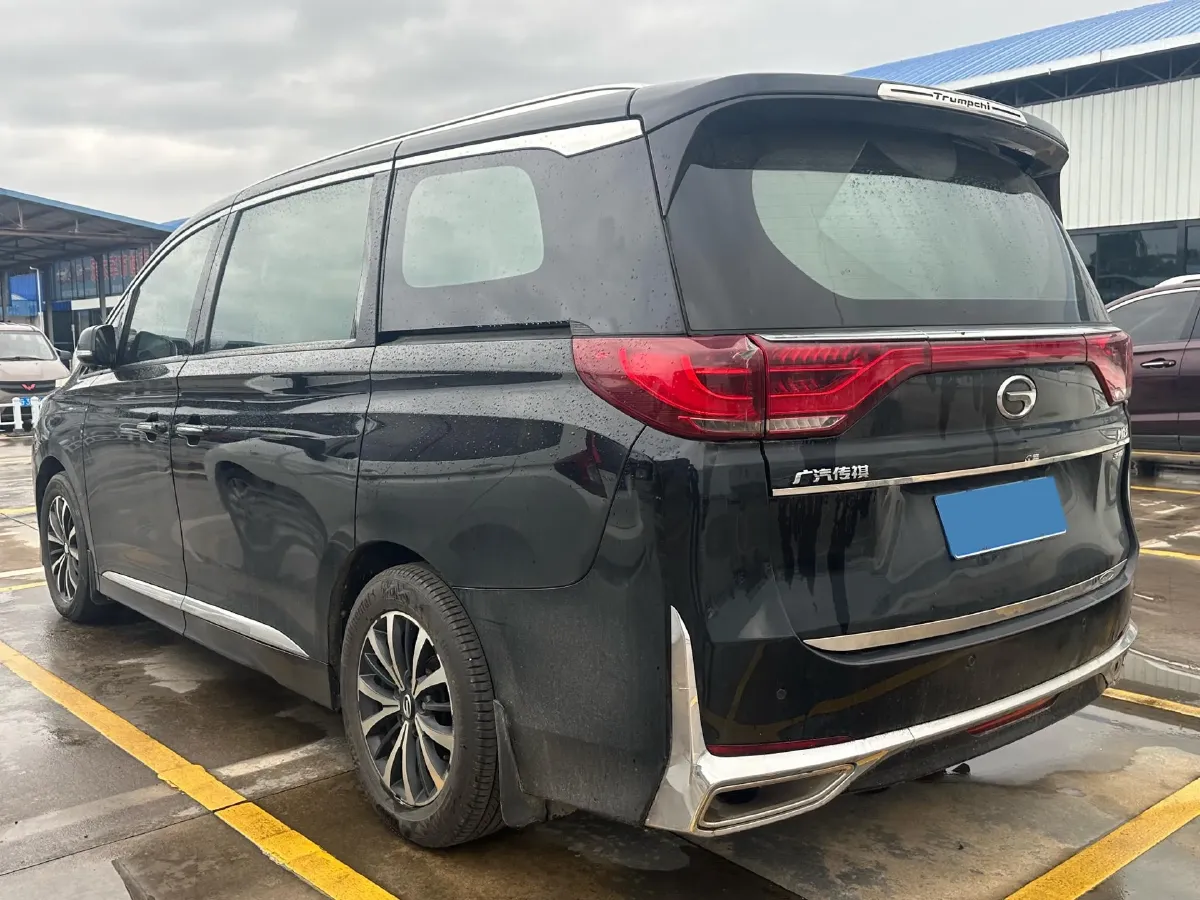 2021 GAC Trumpchi M8 2.0T 252HP L4 8AT,autocango,china used car exporter,china ev exporter,chinese used car exporter,chinese used ev exporter