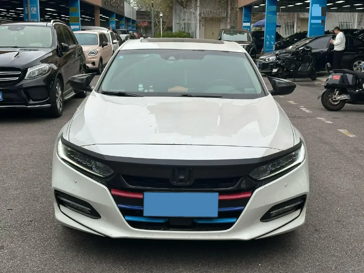 2018 Honda Accord 2.0L 146HP L4 E-CVT Hybrid,autocango,china used car exporter,china ev exporter,chinese used car exporter,chinese used ev exporter