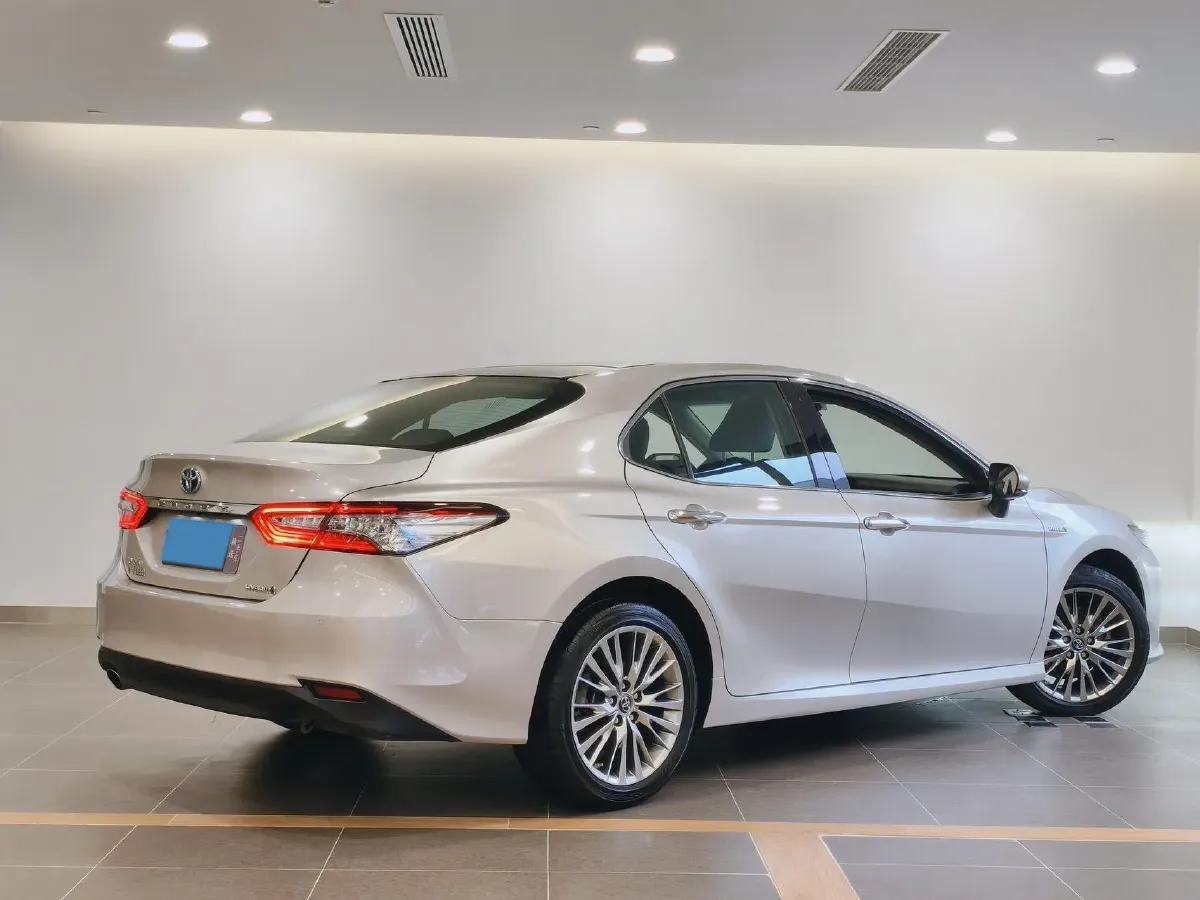 2018 Toyota Camry 2.5L 178HP L4 E-CVT Hybrid,autocango,china used car exporter,china ev exporter,chinese used car exporter,chinese used ev exporter