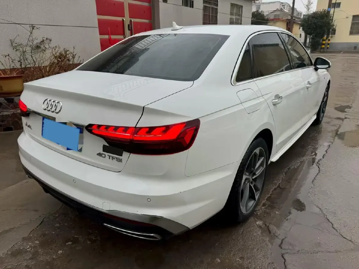 2020 Audi A4L 2.0T 190HP L4 7DCT,autocango,china used car exporter,china ev exporter,chinese used car exporter,chinese used ev exporter