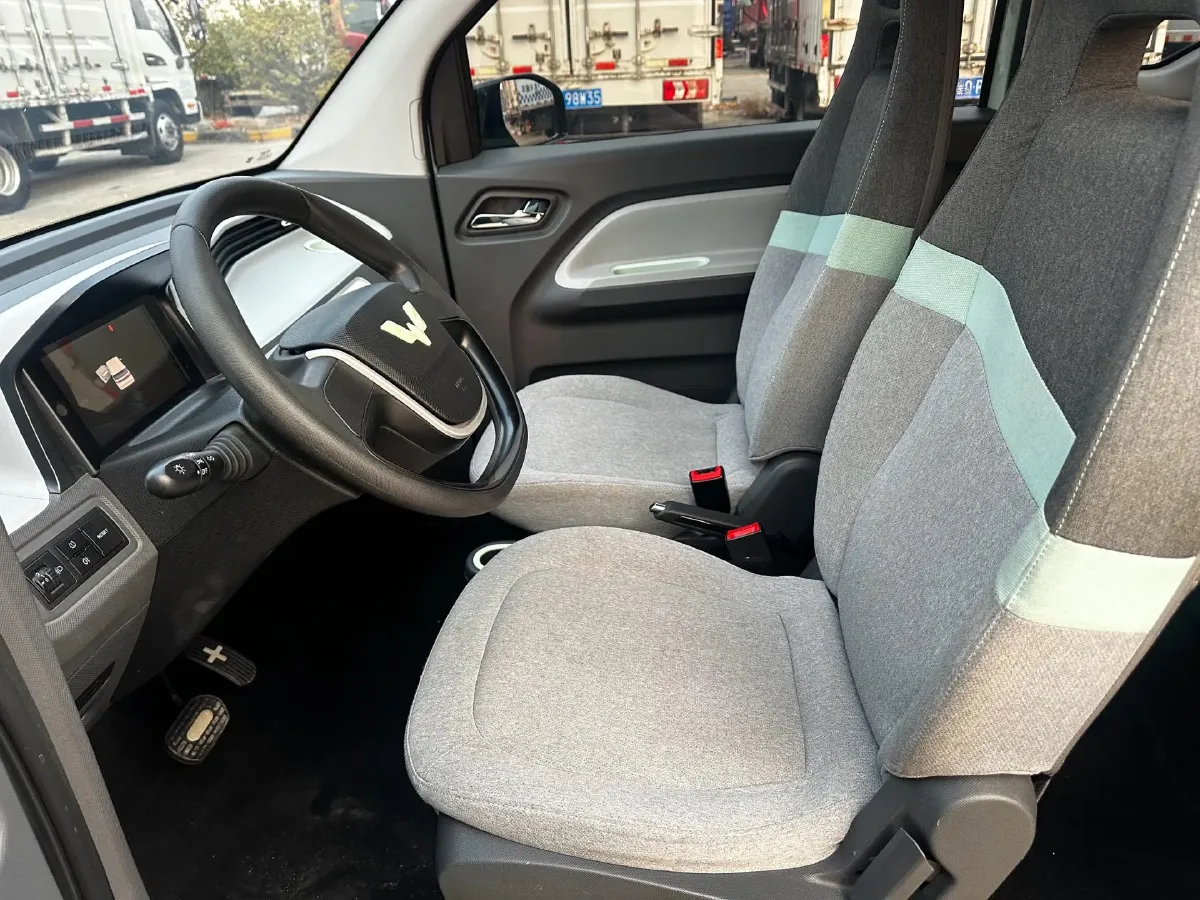 2021 WuLing HongGuang MINI EV BEV 9.3KWH,autocango,china used car exporter,china ev exporter,chinese used car exporter,chinese used ev exporter