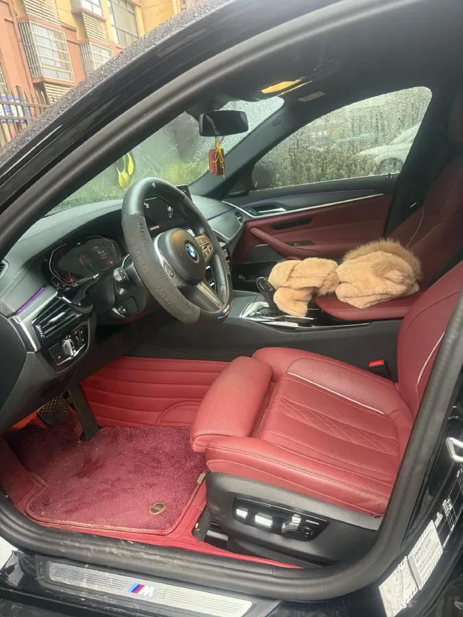 2023 BMW 5 Series 2.0T 245HP L4 8AT,autocango,china used car exporter,china ev exporter,chinese used car exporter,chinese used ev exporter