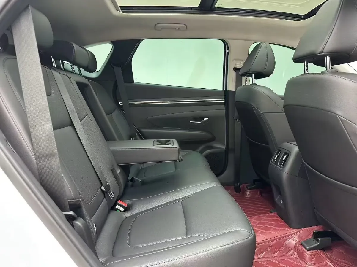 2023 Hyundai Tucson 1.5T 200HP L4 8AT,autocango,china used car exporter,china ev exporter,chinese used car exporter,chinese used ev exporter