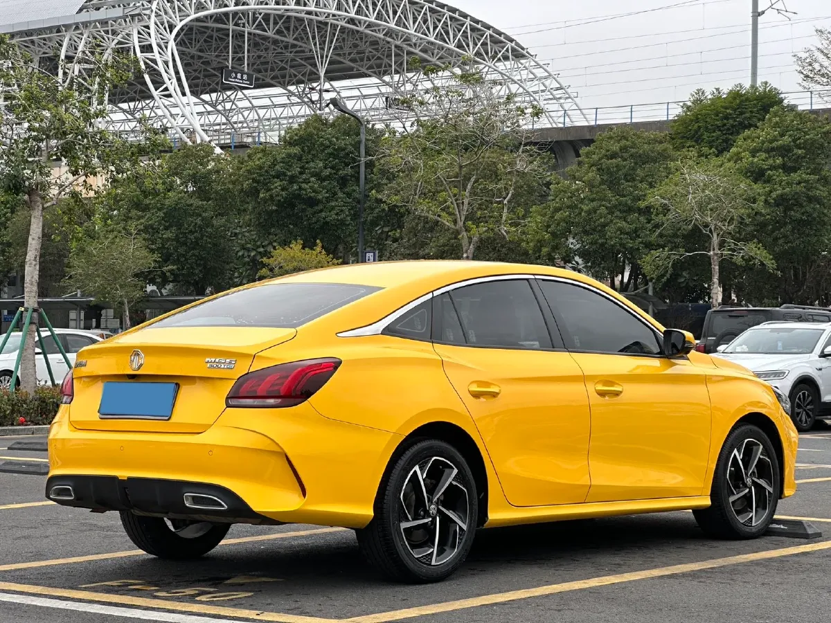 2021 MG 5 1.5T 173HP L4 7DCT,autocango,china used car exporter,china ev exporter,chinese used car exporter,chinese used ev exporter