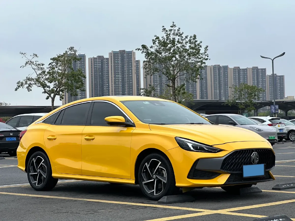 2021 MG 5 1.5T 173HP L4 7DCT,autocango,china used car exporter,china ev exporter,chinese used car exporter,chinese used ev exporter