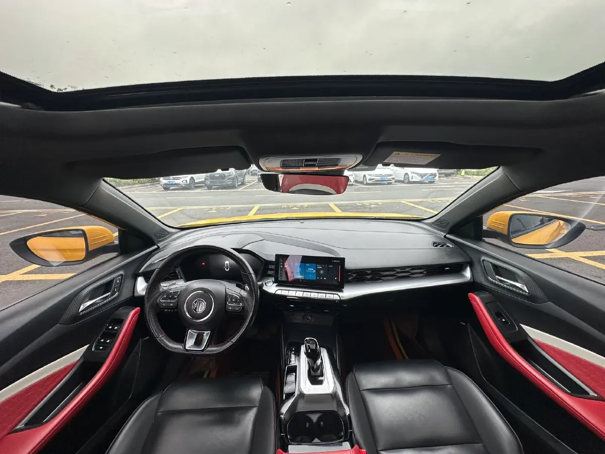 2021 MG 5 1.5T 173HP L4 7DCT,autocango,china used car exporter,china ev exporter,chinese used car exporter,chinese used ev exporter