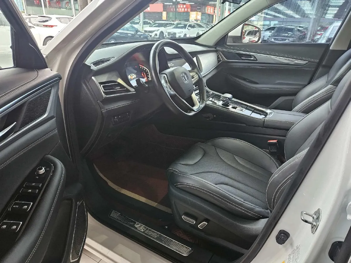 2021 ChangAn CS85 Coupe 1.5T 178HP L4 7DCT,autocango,china used car exporter,china ev exporter,chinese used car exporter,chinese used ev exporter