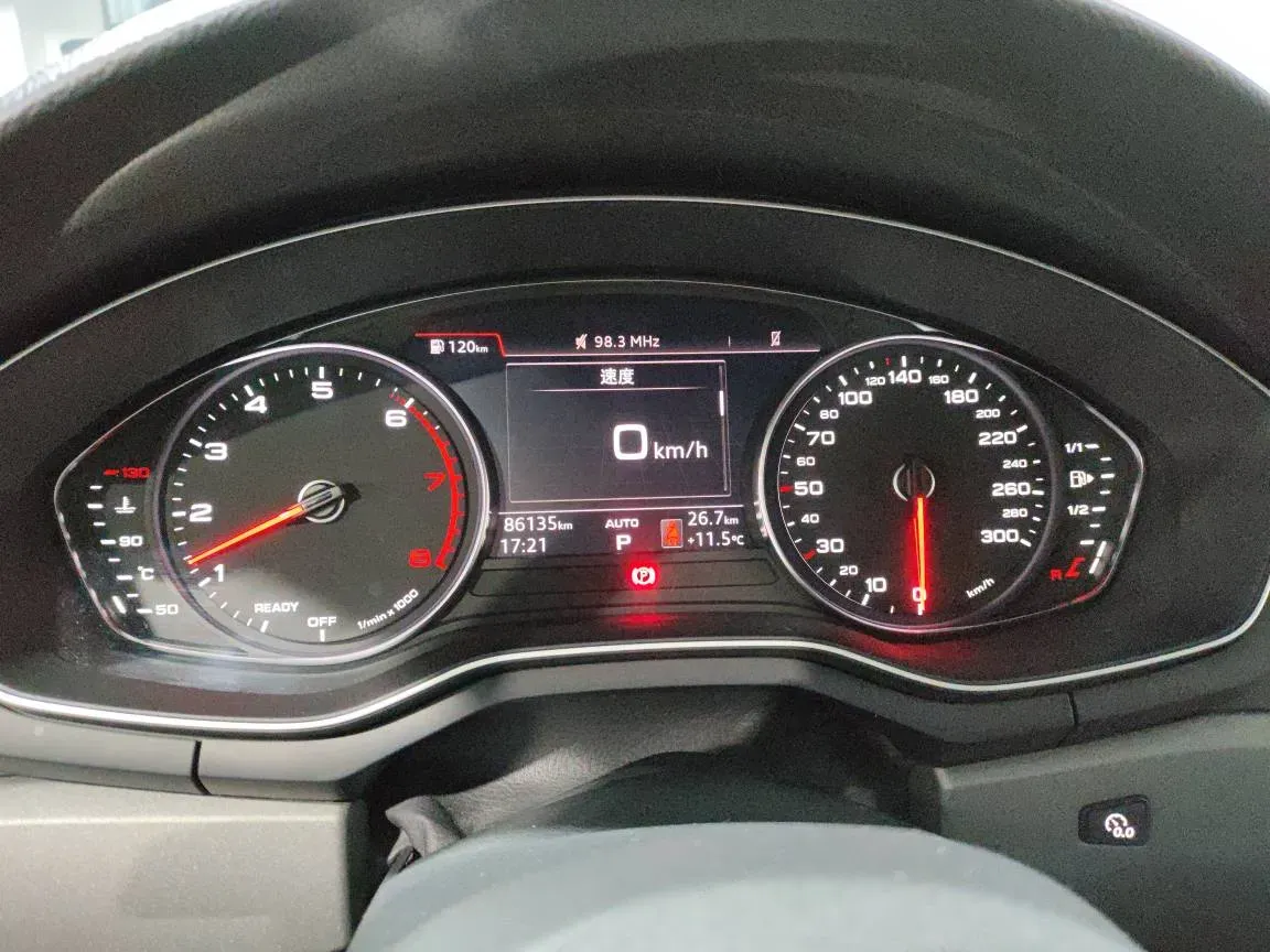 2019 Audi A4L 2.0T 190HP L4 7DCT,autocango,china used car exporter,china ev exporter,chinese used car exporter,chinese used ev exporter