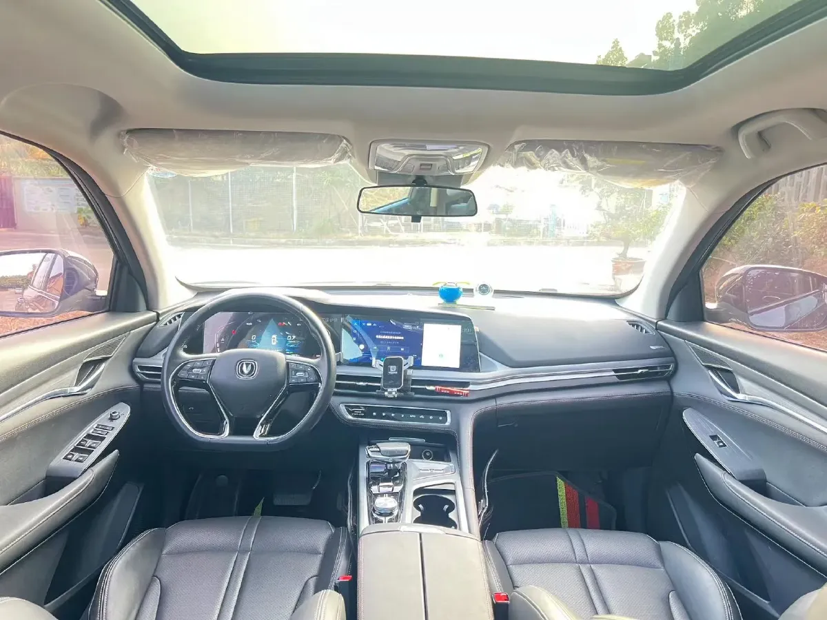 2021 ChangAn CS75 Plus 1.5T 178HP L4 6AT,autocango,china used car exporter,china ev exporter,chinese used car exporter,chinese used ev exporter