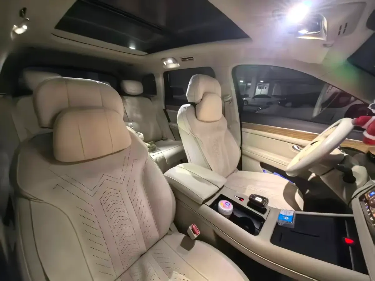 2024 AITO AITO M7 1.5T 152HP L4 REEV 40KWH,autocango,china used car exporter,china ev exporter,chinese used car exporter,chinese used ev exporter