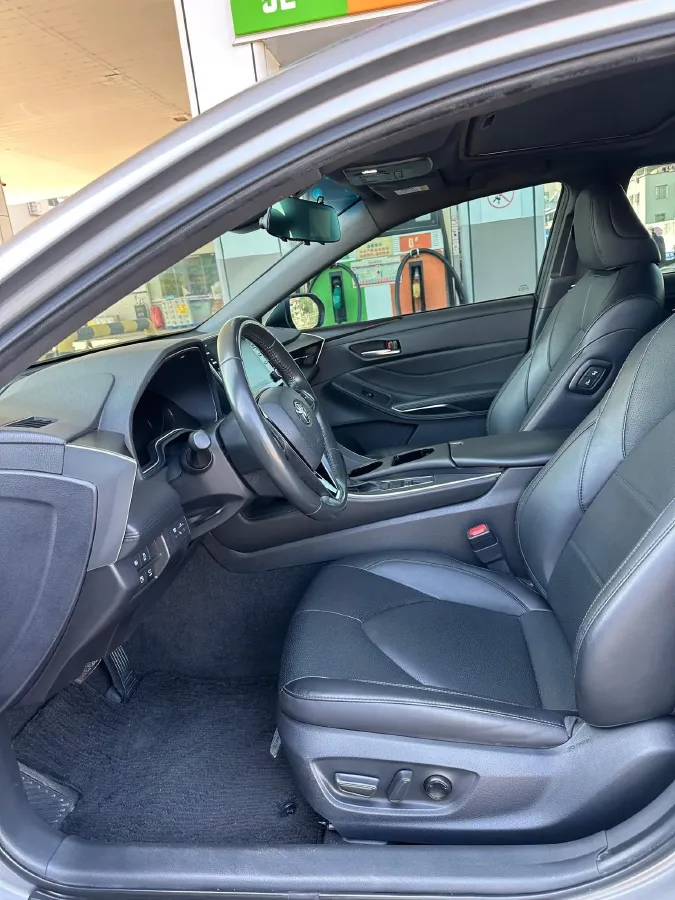 2019 Toyota Avalon 2.0L 178HP L4 CVT,autocango,china used car exporter,china ev exporter,chinese used car exporter,chinese used ev exporter