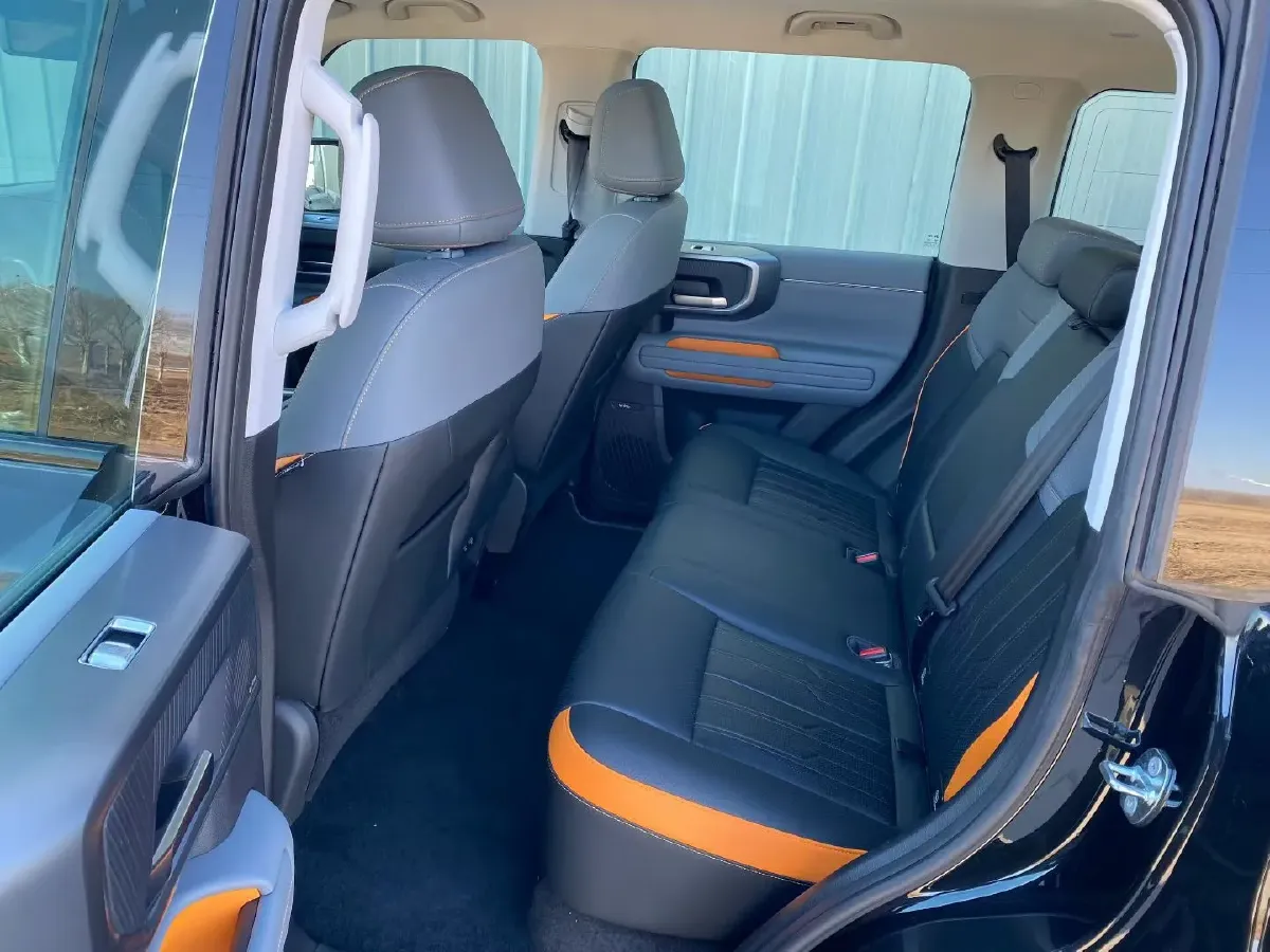 2025 Beijing BJ40 REEV REEV 188HP REEV 40.3KWH,autocango,china used car exporter,china ev exporter,chinese used car exporter,chinese used ev exporter