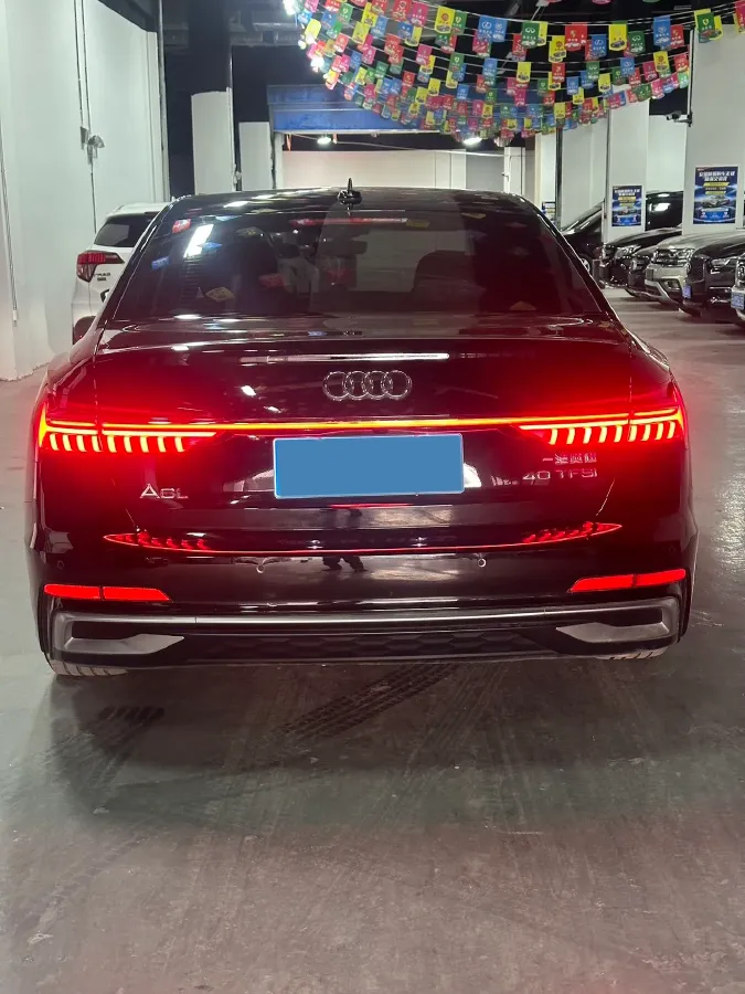 2023 Audi A6L 2.0T 190HP L4 7DCT,autocango,china used car exporter,china ev exporter,chinese used car exporter,chinese used ev exporter