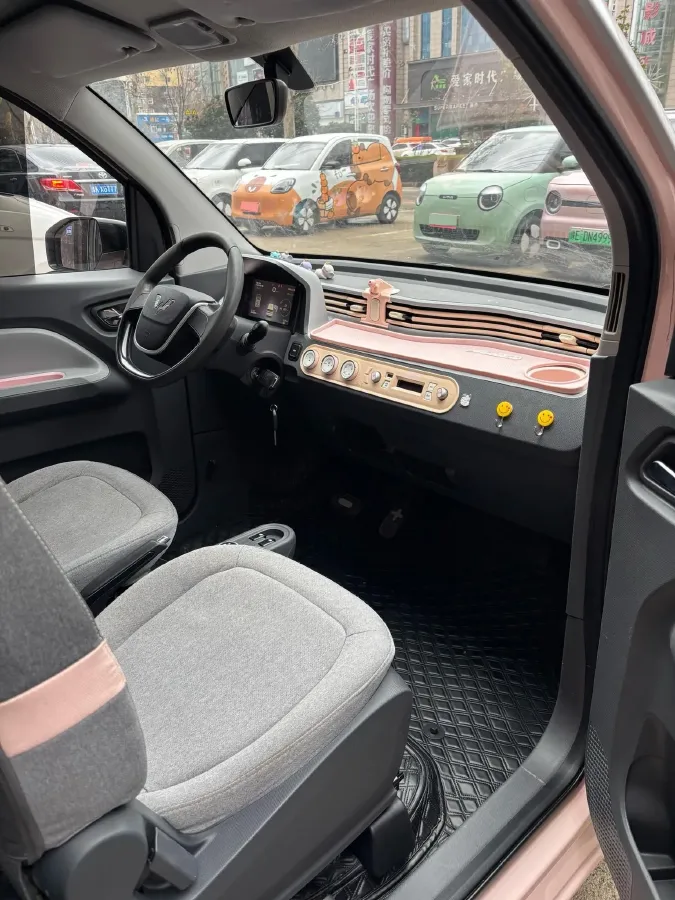 2021 WuLing HongGuang MINI EV BEV 13.9KWH,autocango,china used car exporter,china ev exporter,chinese used car exporter,chinese used ev exporter