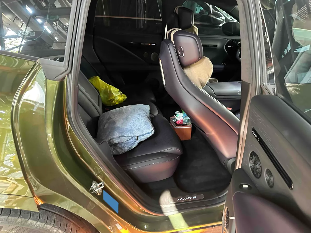 2024 Avatr 07 BEV 82.16KWH,autocango,china used car exporter,china ev exporter,chinese used car exporter,chinese used ev exporter