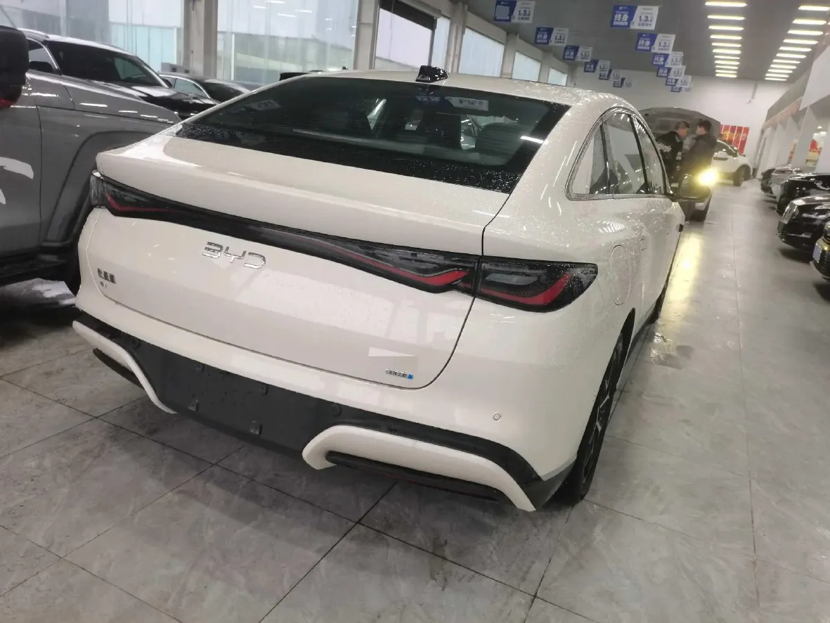 2025 BYD Seal06 BEV,autocango,china used car exporter,china ev exporter,chinese used car exporter,chinese used ev exporter