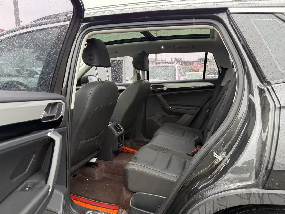 2020 Volkswagen Tayron 2.0T 186HP L4 7DCT,autocango,china used car exporter,china ev exporter,chinese used car exporter,chinese used ev exporter