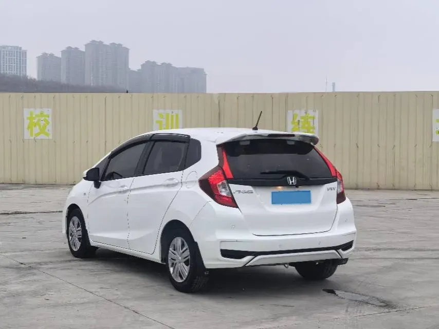 2020 Honda Fit 1.5L 131HP L4 CVT,autocango,china used car exporter,china ev exporter,chinese used car exporter,chinese used ev exporter