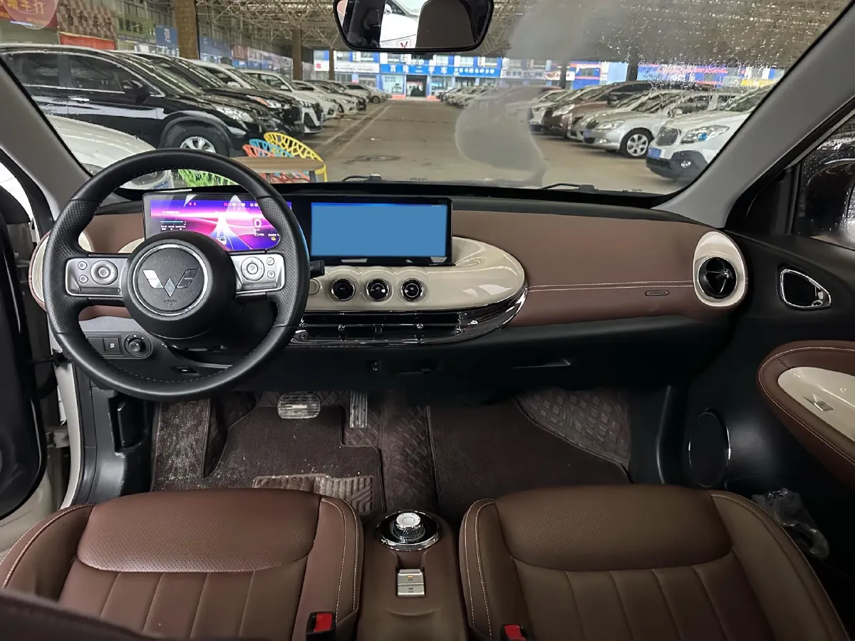 2023 WuLing BinGuo BEV 37.9KWH,autocango,china used car exporter,china ev exporter,chinese used car exporter,chinese used ev exporter