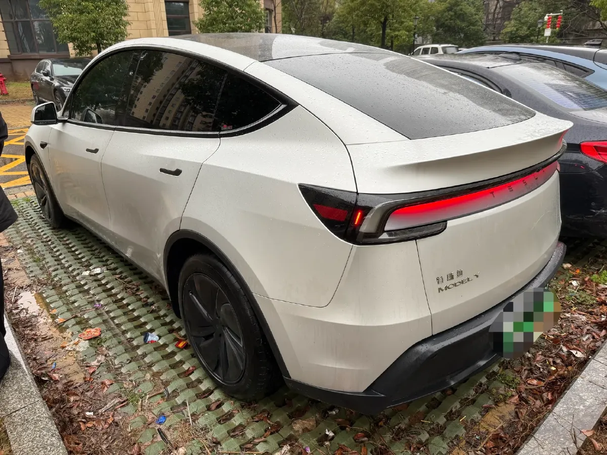 2025 Audi Q3 Sportback 1.5T 160HP L4 7DCT,autocango,china used car exporter,china ev exporter,chinese used car exporter,chinese used ev exporter