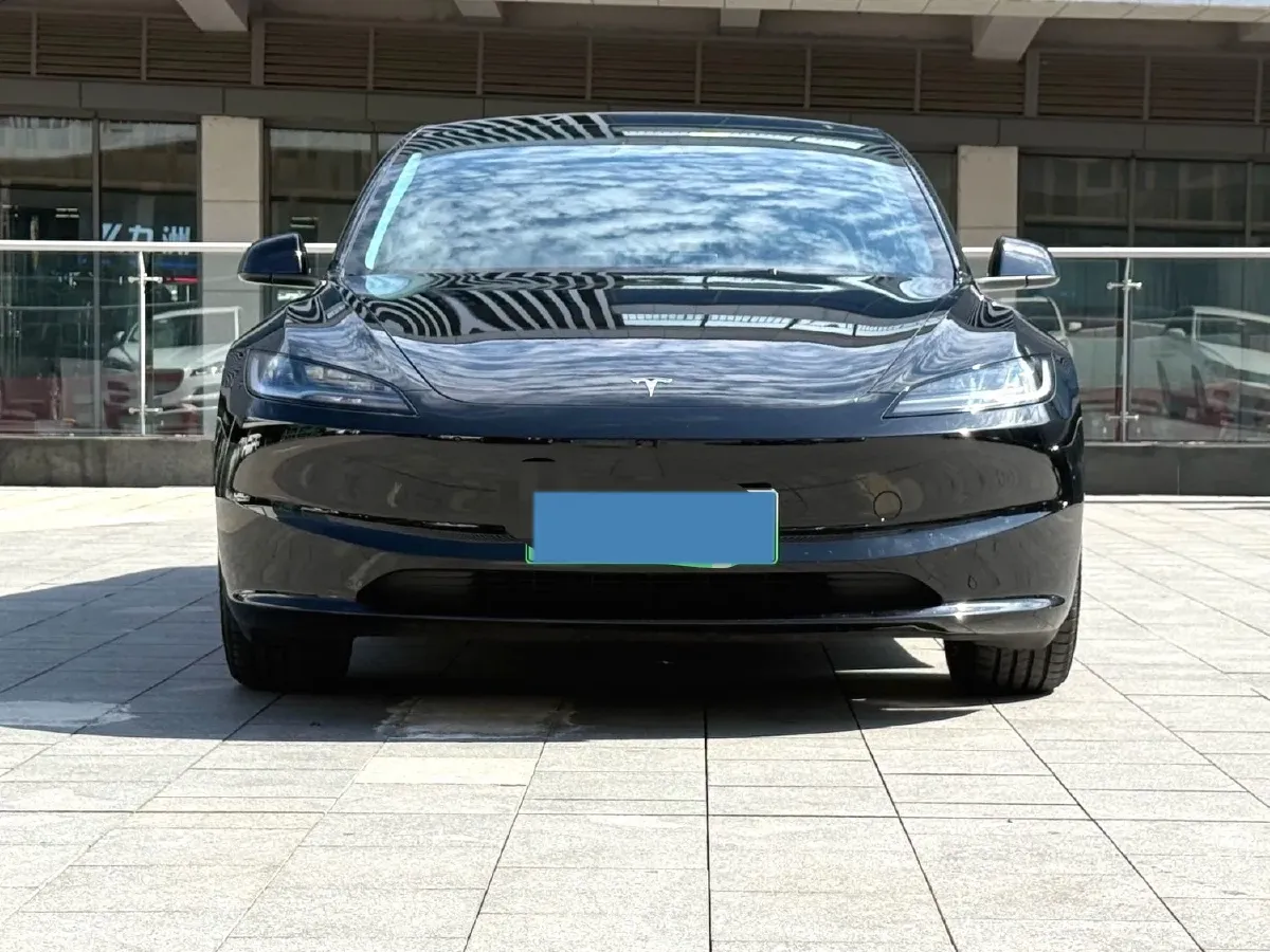 2025 Tesla Model 3 BEV 62.5KWH,autocango,china used car exporter,china ev exporter,chinese used car exporter,chinese used ev exporter