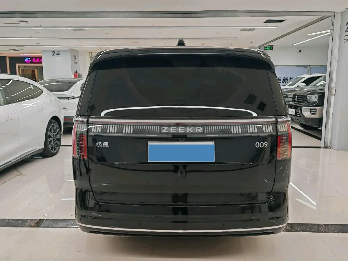 2024 Zeekr 009 BEV 108KWH,autocango,china used car exporter,china ev exporter,chinese used car exporter,chinese used ev exporter