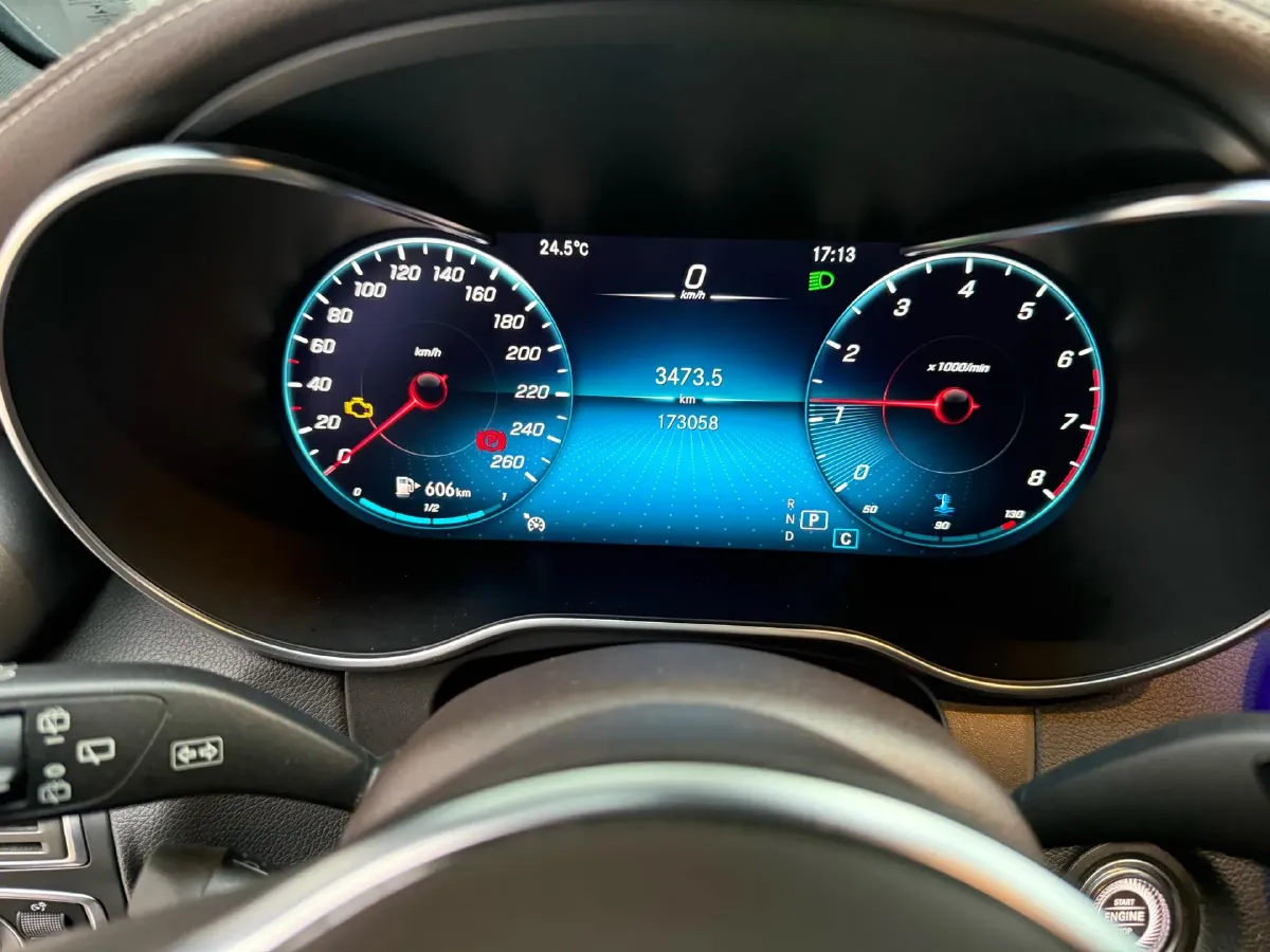 2022 Mercedes-Benz GLC Class 2.0T 197HP L4 9AT,autocango,china used car exporter,china ev exporter,chinese used car exporter,chinese used ev exporter