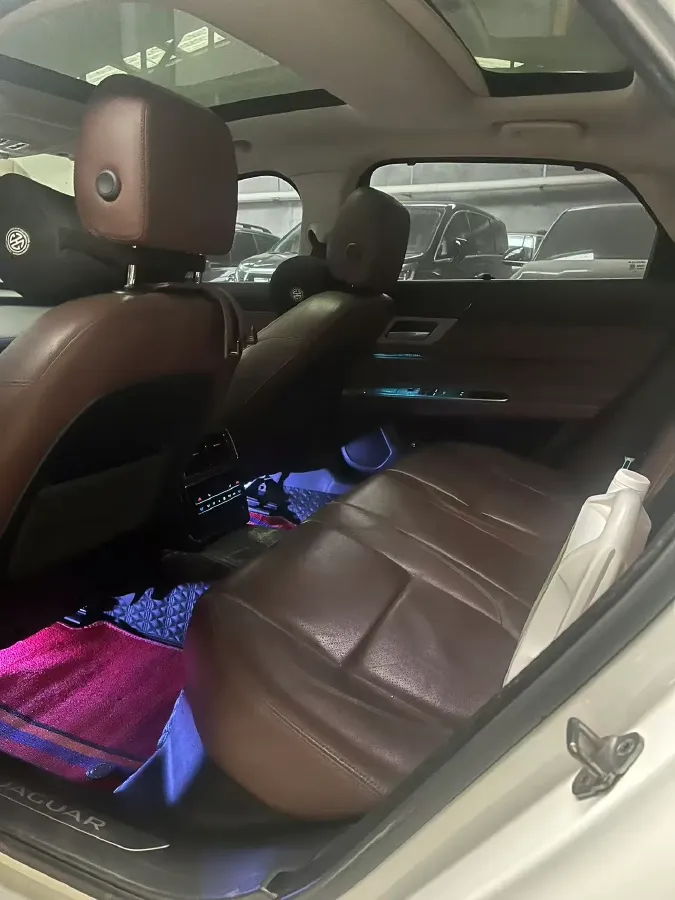 2019 Jaguar XFL 2.0T 250HP L4 8AT,autocango,china used car exporter,china ev exporter,chinese used car exporter,chinese used ev exporter