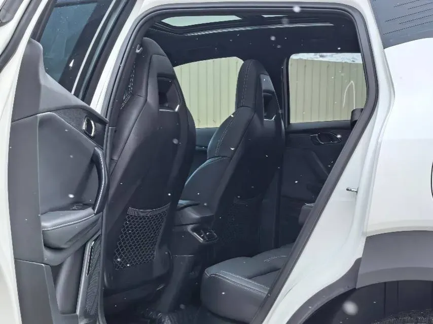 2023 LYNK&CO 06 1.5T 181HP L4 7DCT,autocango,china used car exporter,china ev exporter,chinese used car exporter,chinese used ev exporter