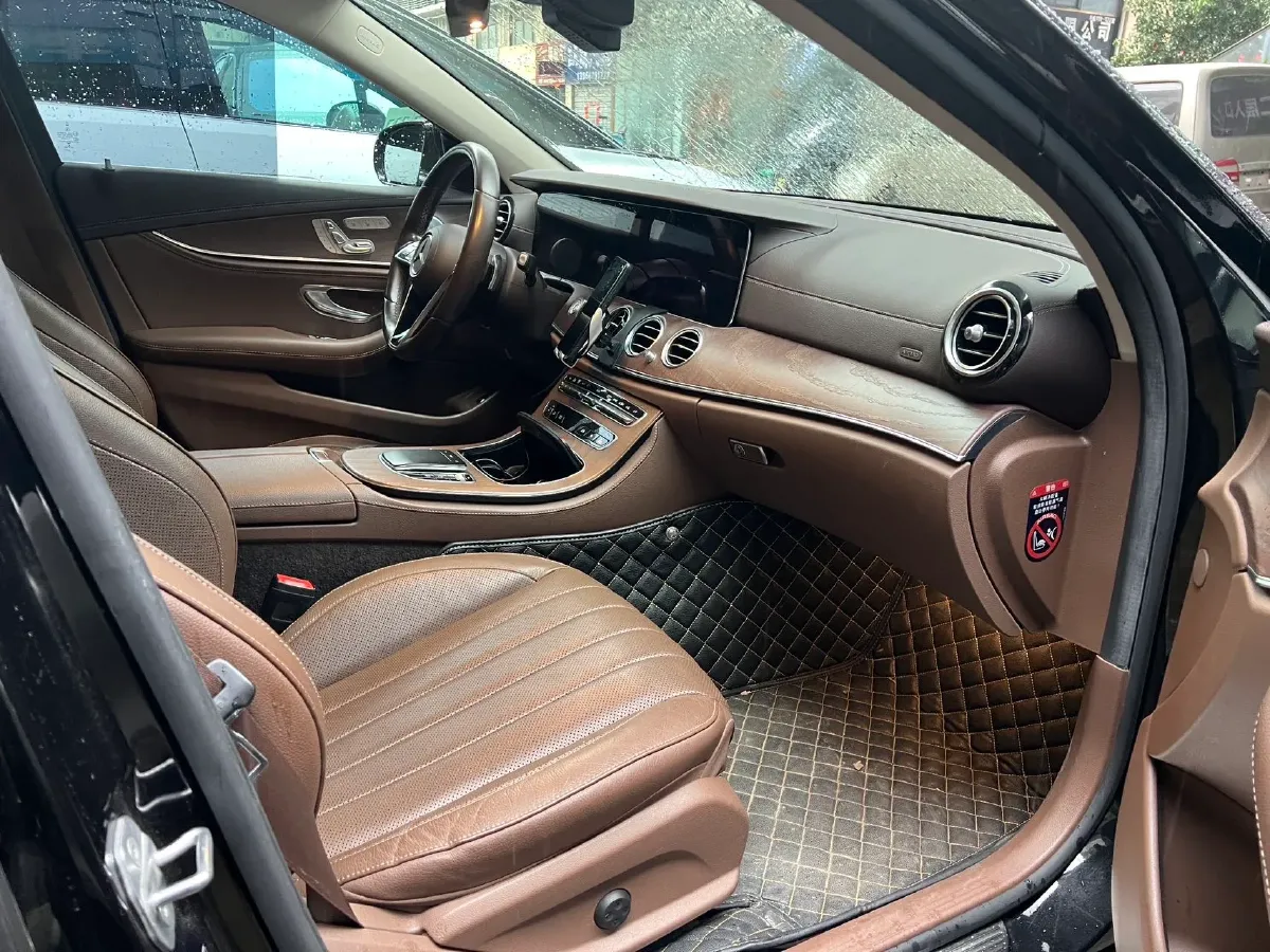 2021 Mercedes-Benz E Class 2.0T 258HP L4 9AT,autocango,china used car exporter,china ev exporter,chinese used car exporter,chinese used ev exporter