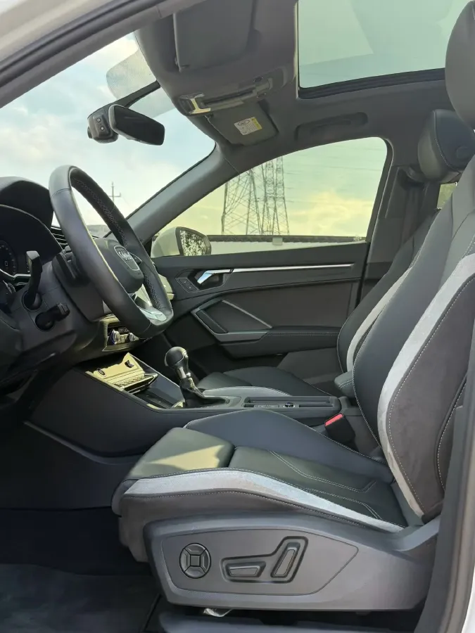 2023 Audi Q3 1.5T 160HP L4 7DCT,autocango,china used car exporter,china ev exporter,chinese used car exporter,chinese used ev exporter