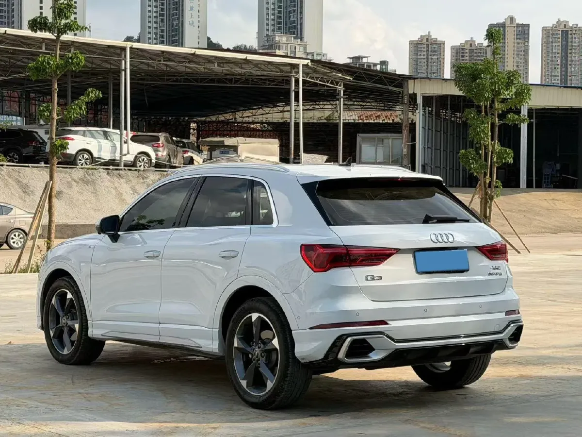 2023 Audi Q3 1.5T 160HP L4 7DCT,autocango,china used car exporter,china ev exporter,chinese used car exporter,chinese used ev exporter