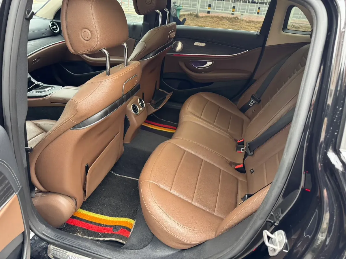 2020 Mercedes-Benz E Class 2.0T 258HP L4 9AT,autocango,china used car exporter,china ev exporter,chinese used car exporter,chinese used ev exporter