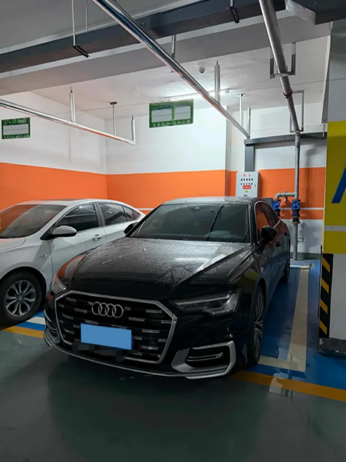 2021 Audi A6L 2.0T 190HP L4 7DCT,autocango,china used car exporter,china ev exporter,chinese used car exporter,chinese used ev exporter