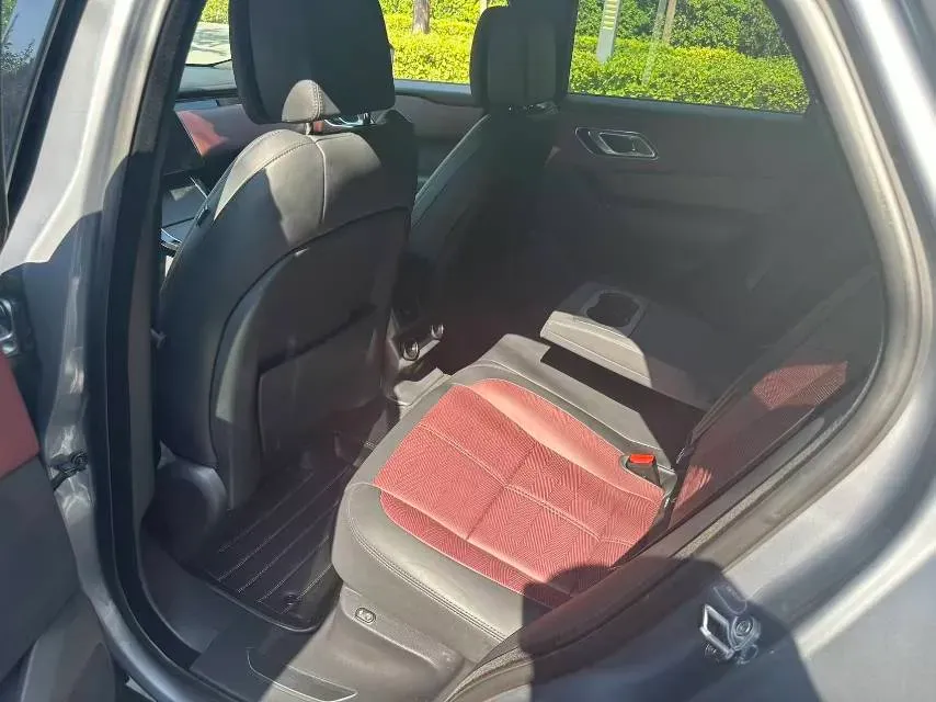 2024 Land Rover Range Rover Velar 3.0T 400HP L6 8AT,autocango,china used car exporter,china ev exporter,chinese used car exporter,chinese used ev exporter